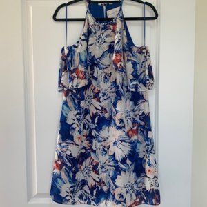 Charles Henry cold-shoulder blue print dress